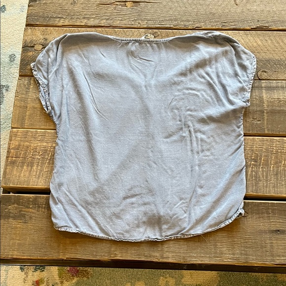 Mudd Junior’s Small Blue Top, short-sleeved, light blue denim color - Picture 2 of 4